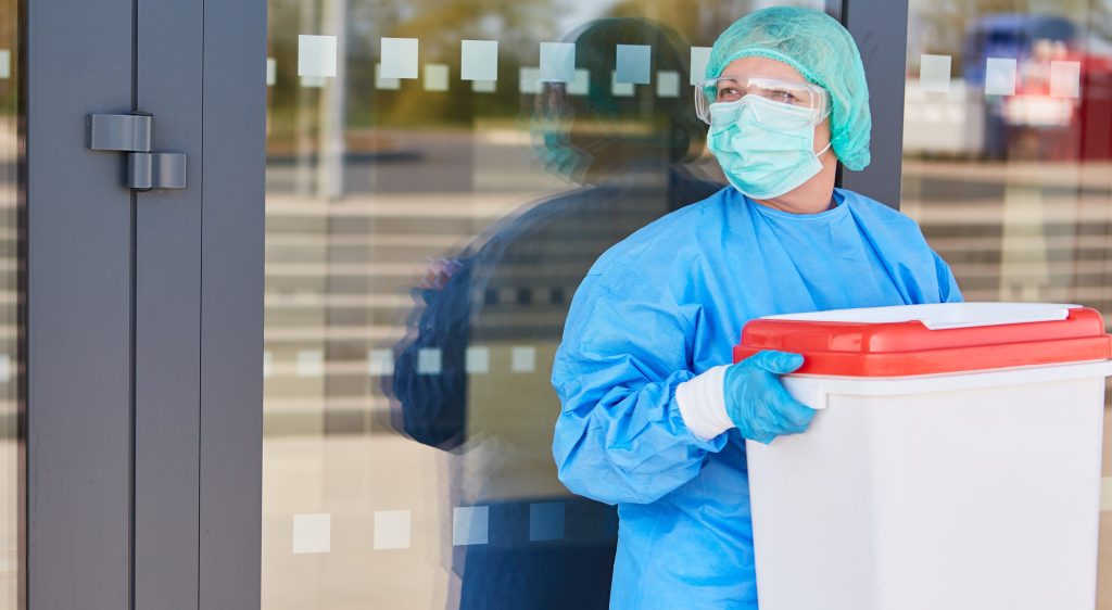 Transportant des médicaments Transport des médicaments